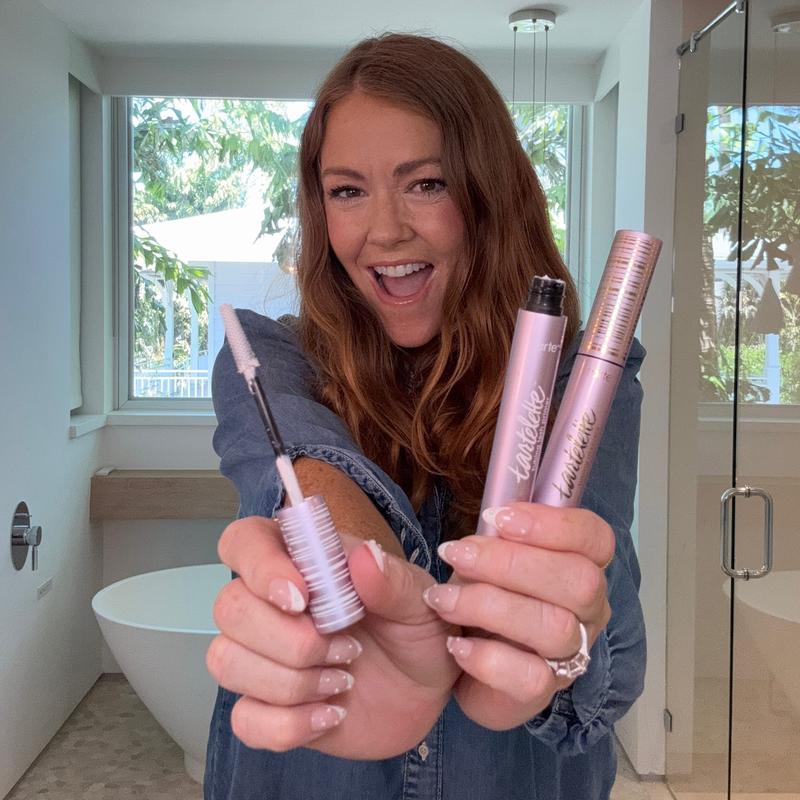 🔥Get yours 50% off today!🔥- tubing mascara & primer